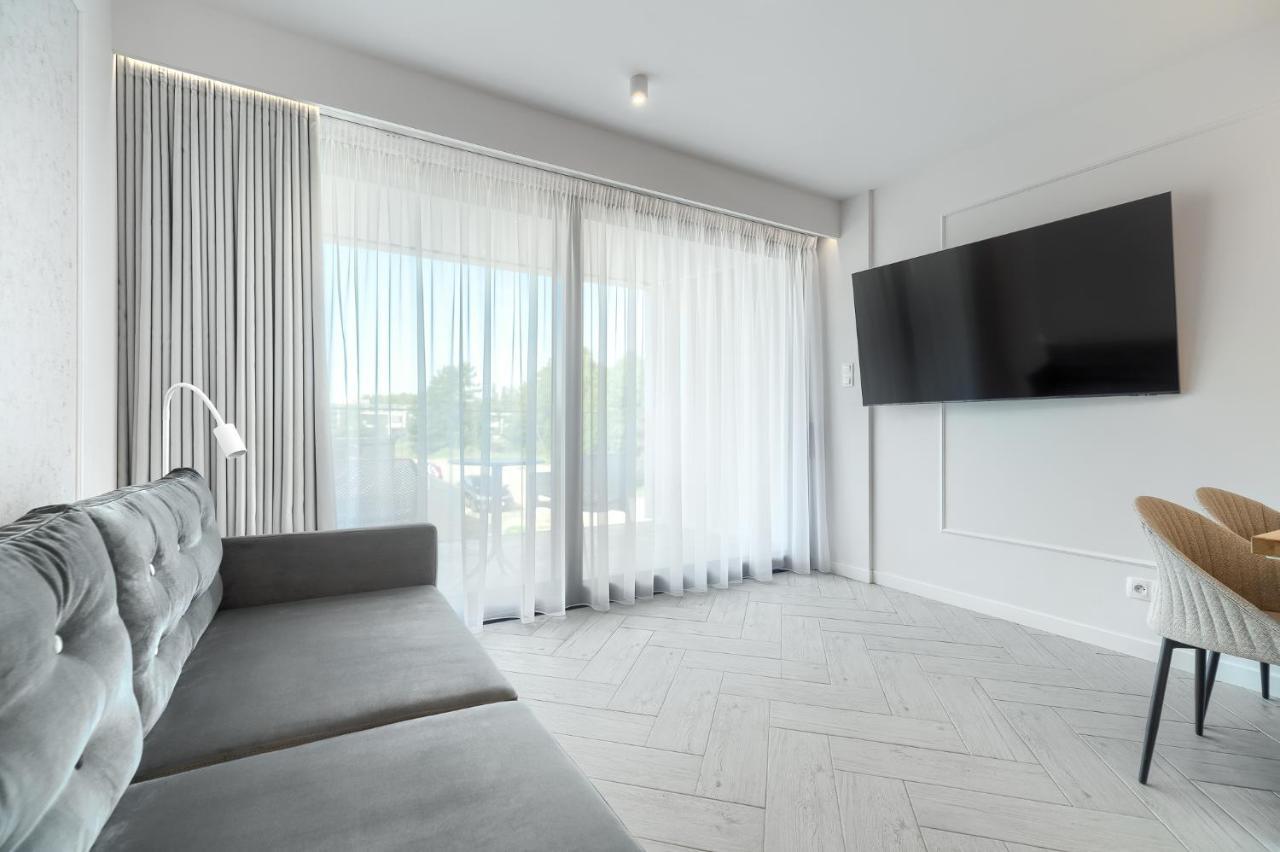 Sea & Lake - City Apartments Мельно Экстерьер фото