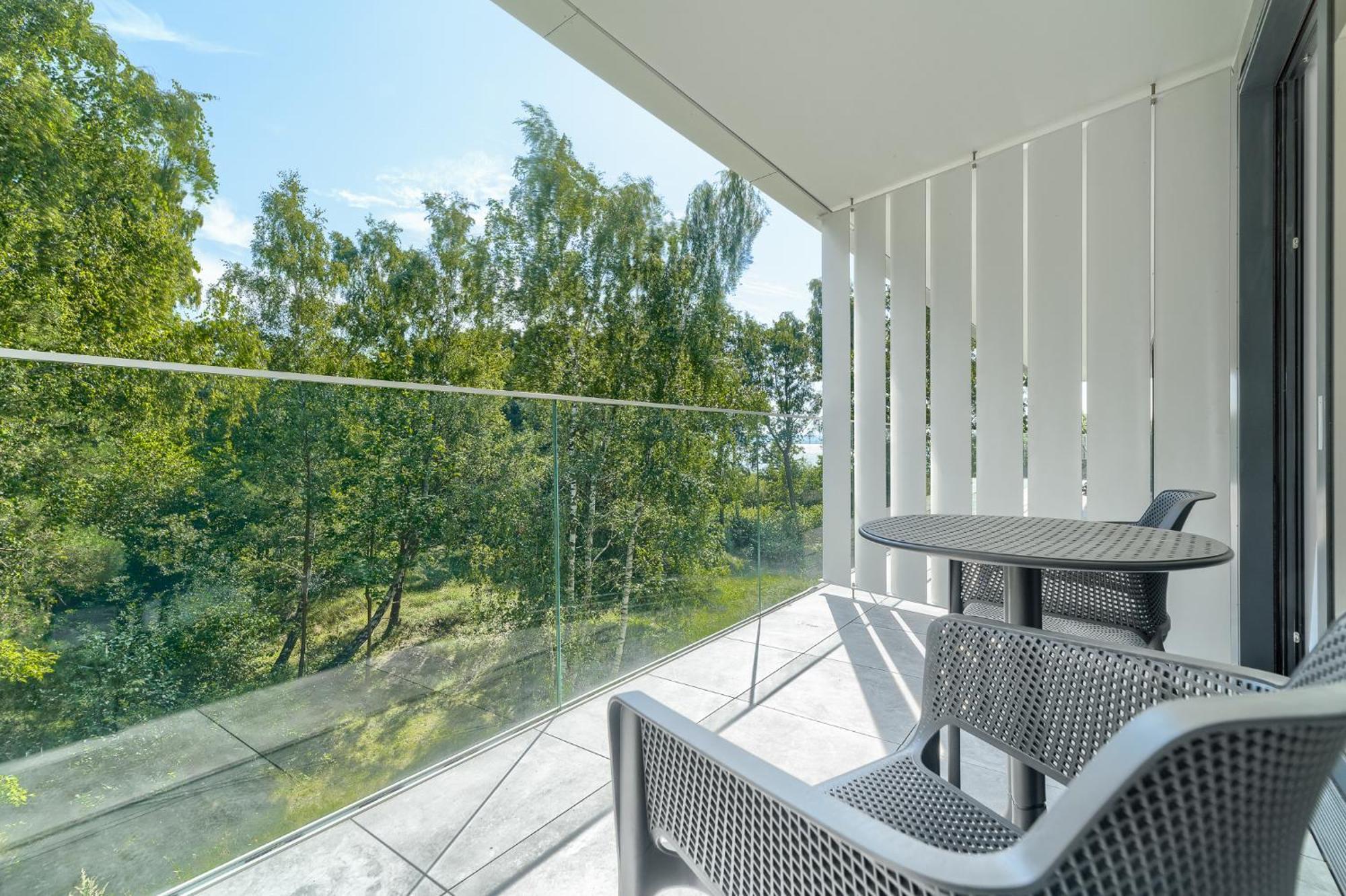 Sea & Lake - City Apartments Мельно Экстерьер фото