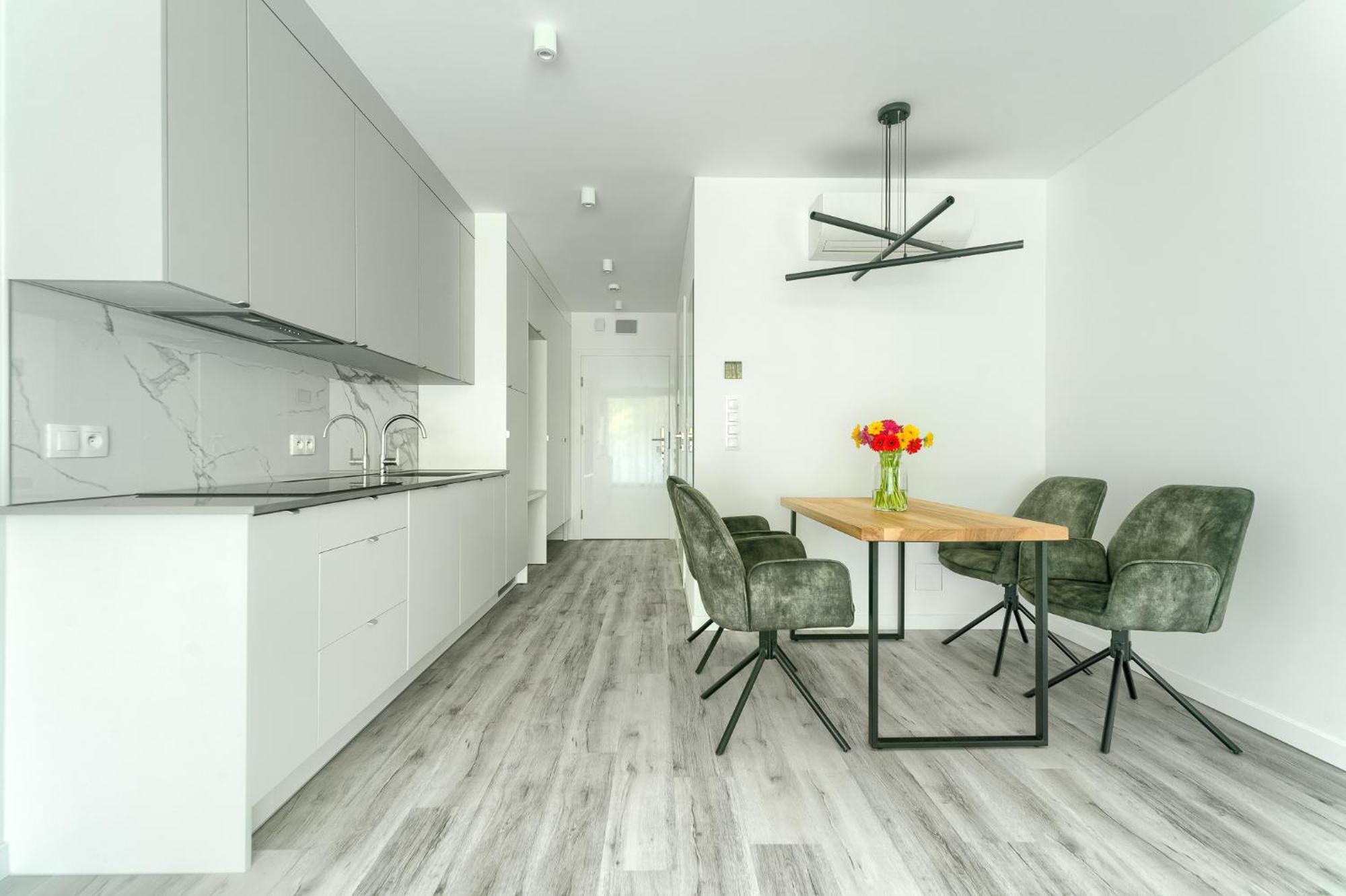 Sea & Lake - City Apartments Мельно Экстерьер фото